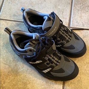 Serfas Cycling Shoes (Size 8.5)(Euro size 42)
